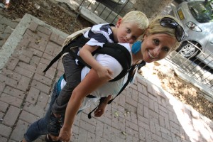 Even big kids can be worn. Judah in Israel.